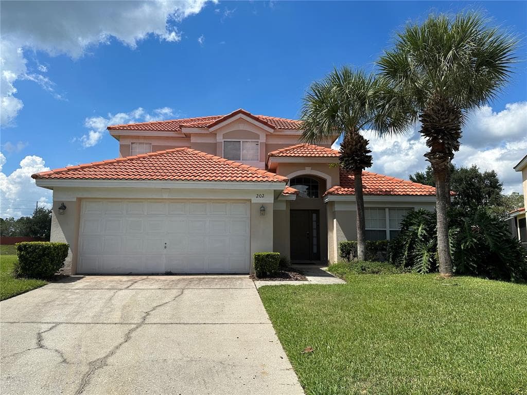 202 SOLANA CIRCLE DAVENPORT, FL 33897