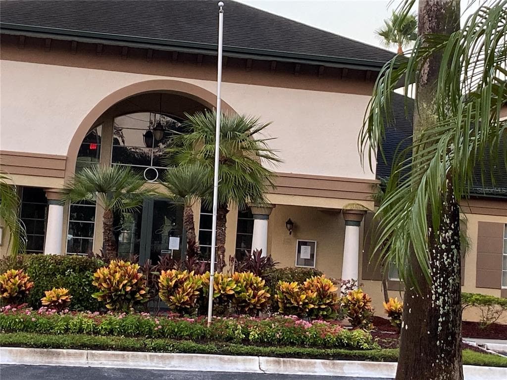 17102 CARRINGTON PARK DRIVE UNIT 306 TAMPA, FL 33647