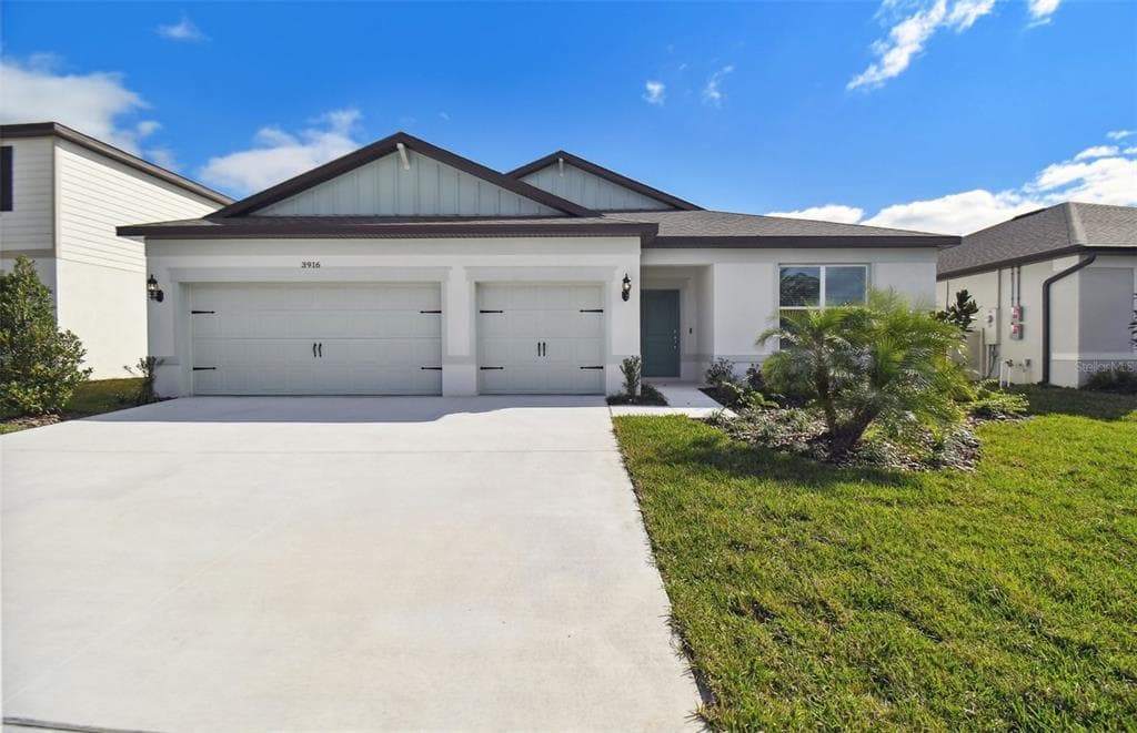 3916 N MARYLAND AVENUE PLANT CITY, FL 33565