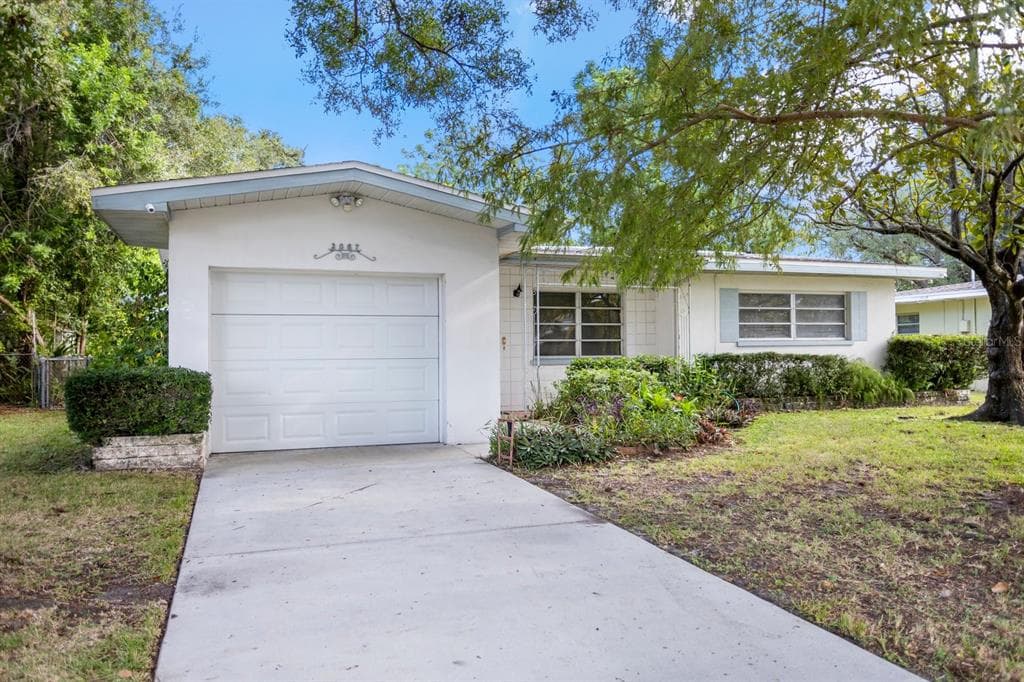 3067 ENGLEWOOD DRIVE LARGO, FL 33771