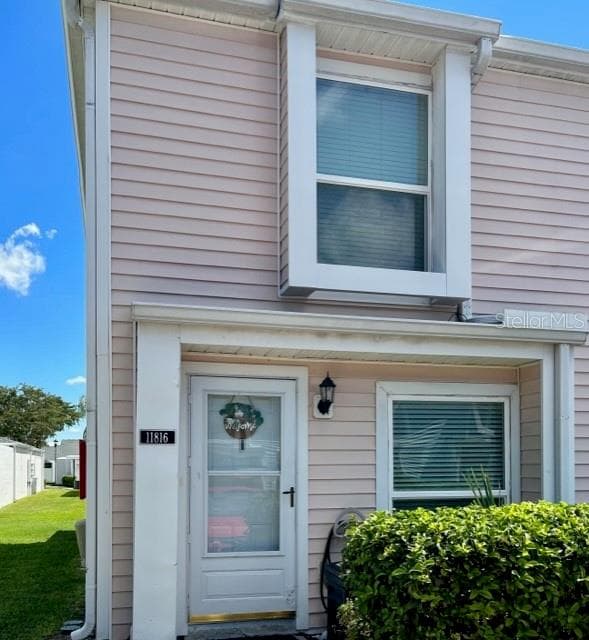 11816 CYPRESS HILL CIRCLE TAMPA, FL 33626