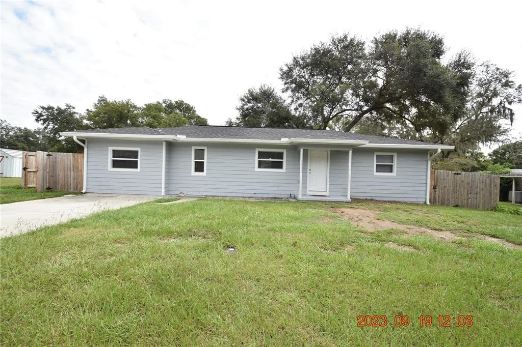 5812 17TH STREET ZEPHYRHILLS, FL 33542
