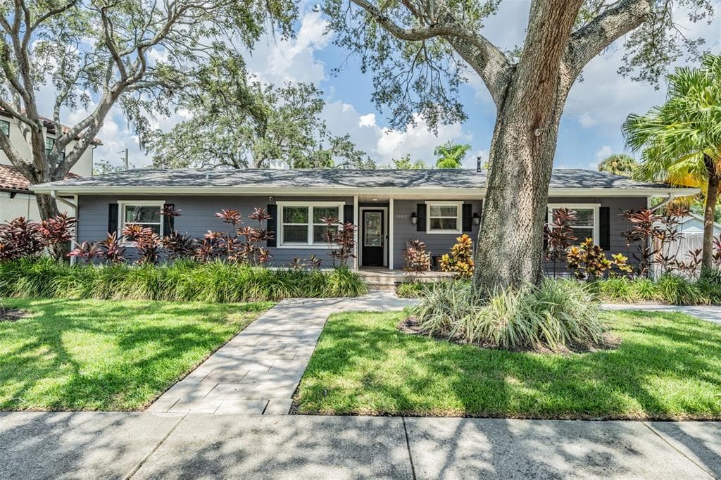 5003 W NEPTUNE WAY TAMPA, FL 33609