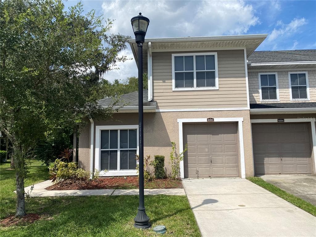 8202 DOWNPATRICK COURT TAMPA, FL 33610