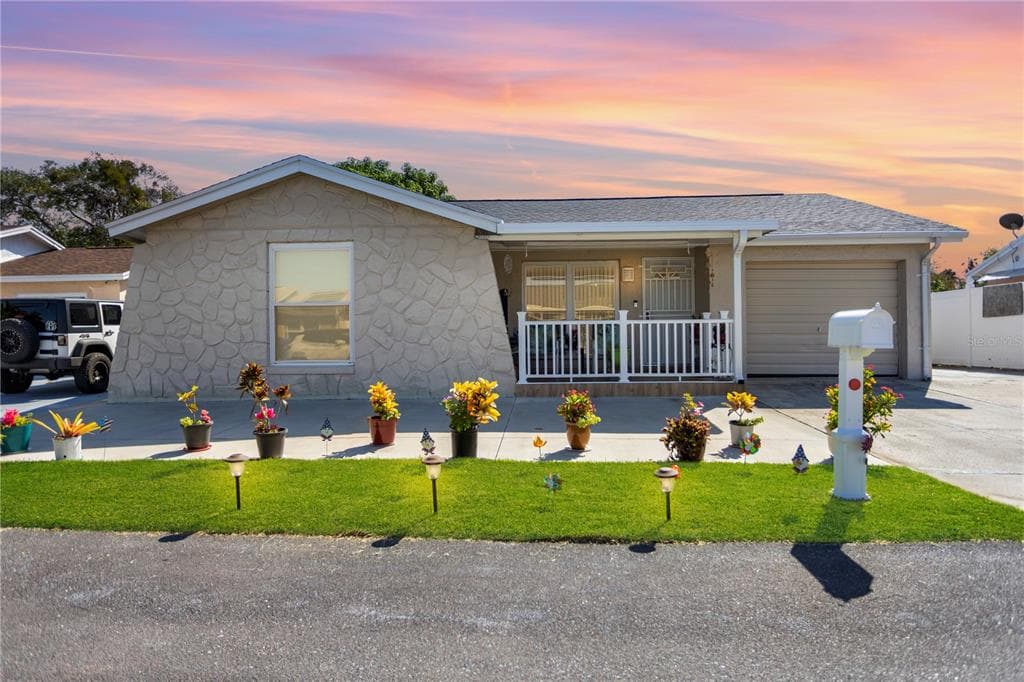 8811 ASCOT COURT TAMPA, FL 33634