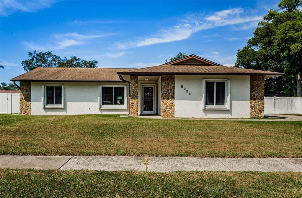 2610 RIDGETOP WAY VALRICO, FL 33594