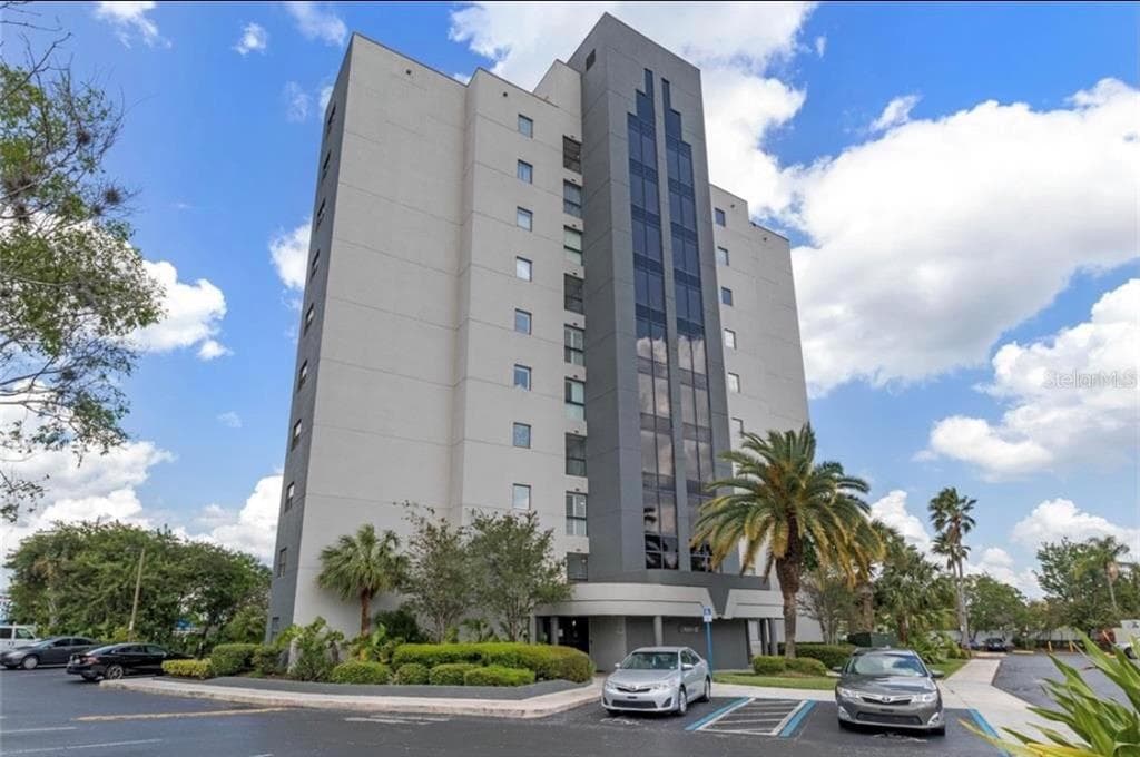 6165 CARRIER DRIVE UNIT 1211 ORLANDO, FL 32819