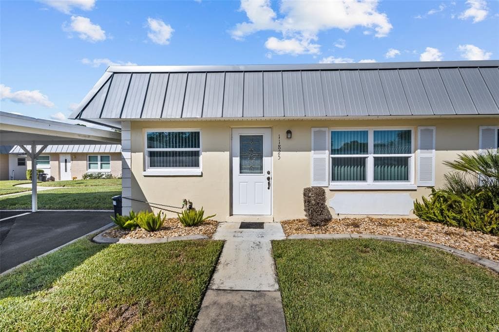 11825 BOYNTON LANE UNIT 11825 NEW PORT RICHEY, FL 34654