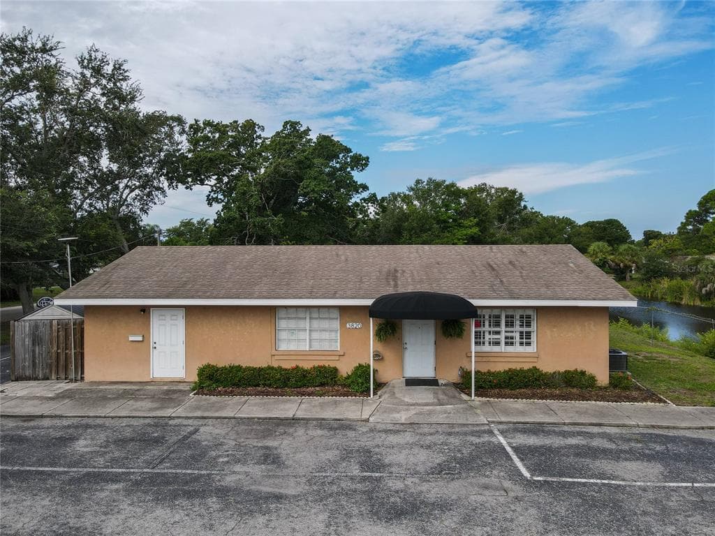 3820 26TH STREET W BRADENTON, FL 34205