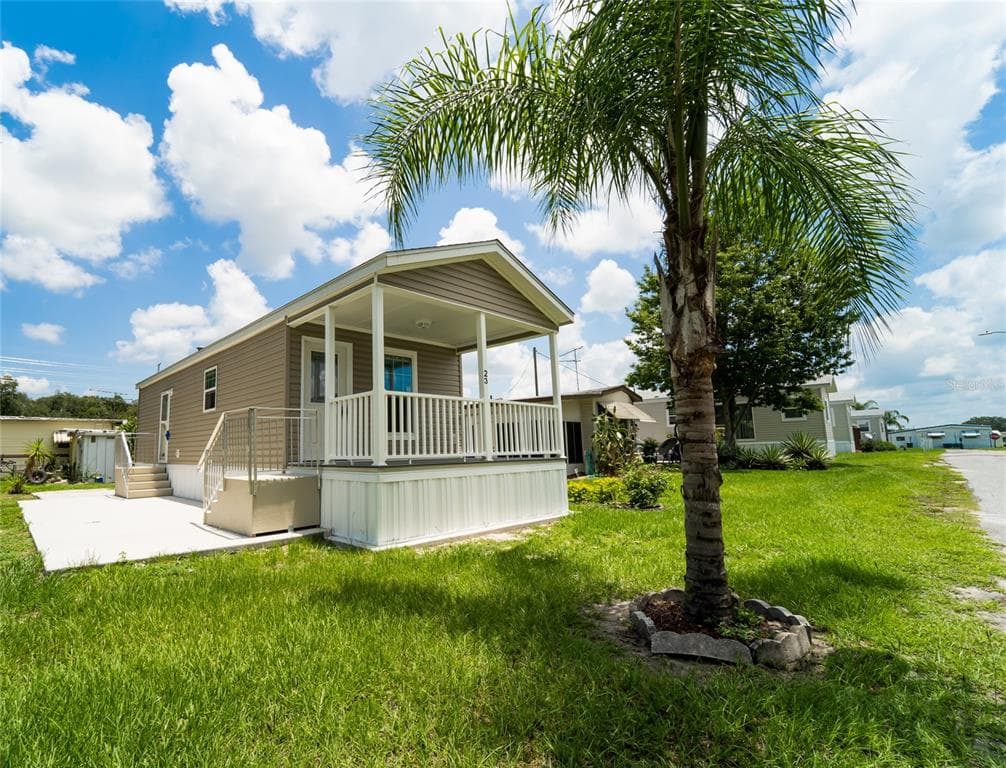 6991 FORT KING ROAD UNIT 23 ZEPHYRHILLS, FL 33541