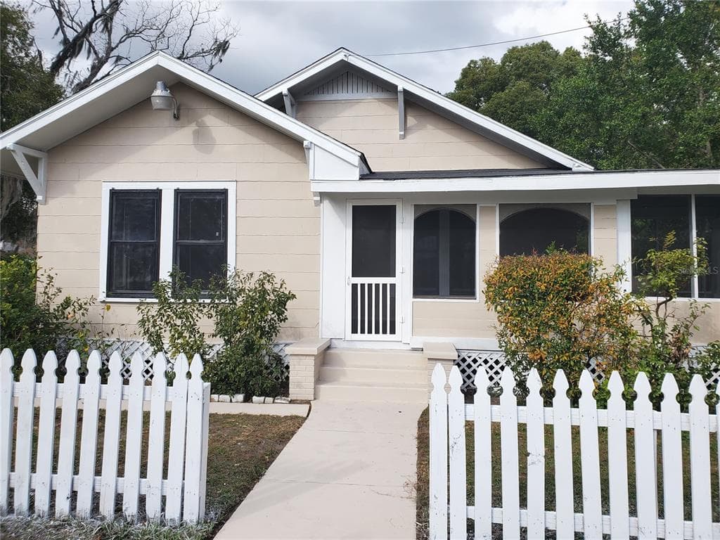 112 W DREW STREET PLANT CITY, FL 33563