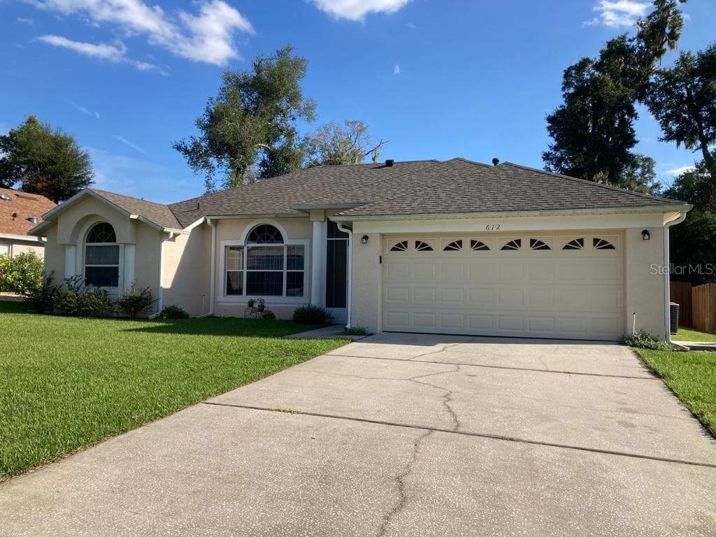 612 JOHN THOMAS AVE DELAND, FL 32724
