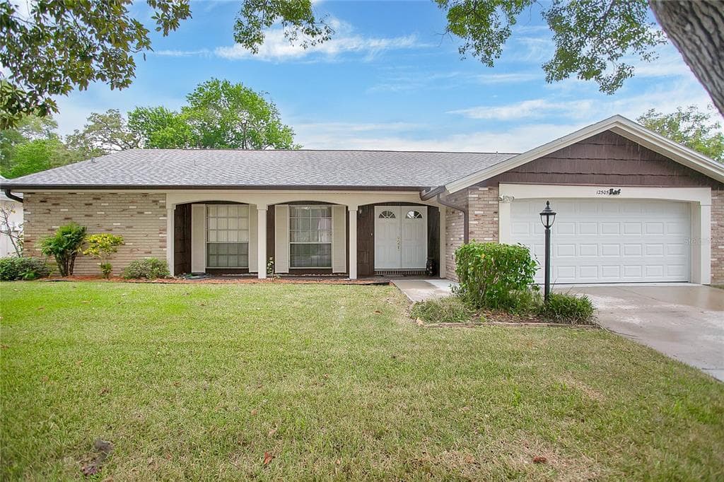 12505 STAGECOACH LANE HUDSON, FL 34667
