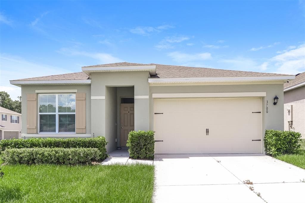 3700 HOLLY GROVE LANE MOUNT DORA, FL 32757