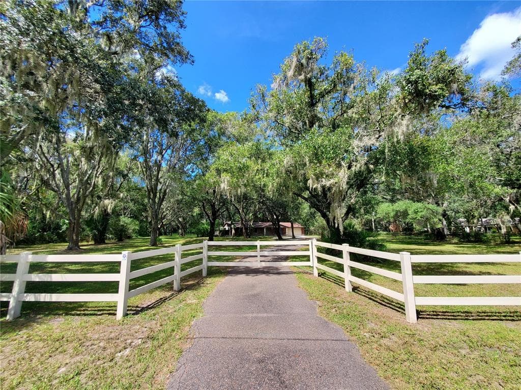 3309 ARROWSMITH ROAD WIMAUMA, FL 33598