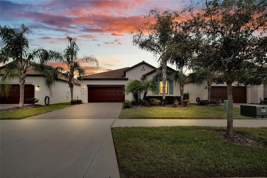 16832 WHISPER ELM STREET WIMAUMA, FL 33598
