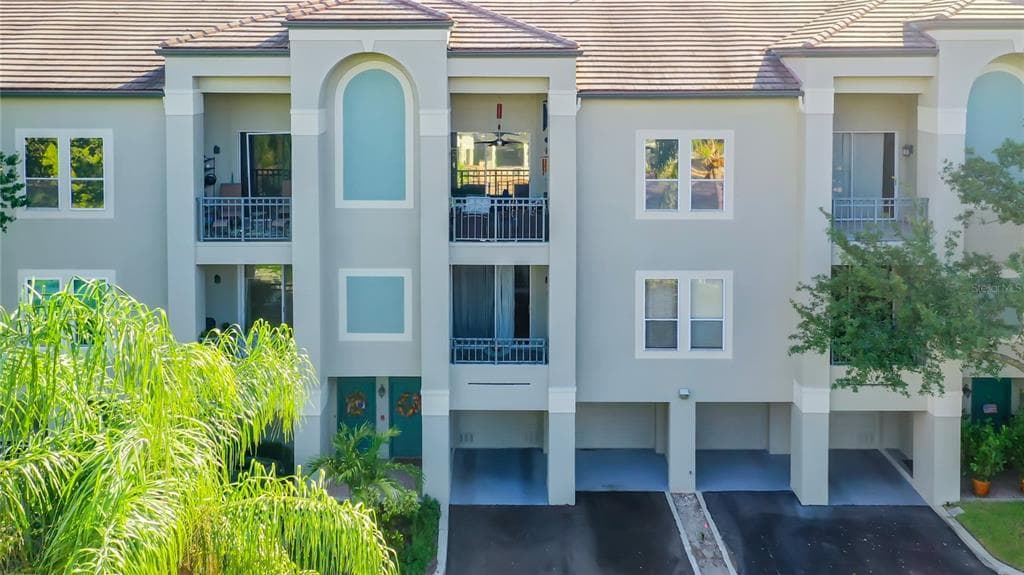 708 SEABOARD PLACE UNIT 708 TAMPA, FL 33602