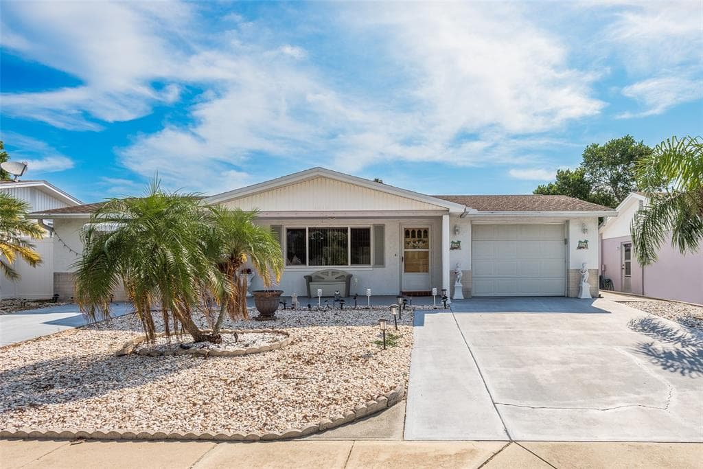 3512 ODOM DRIVE NEW PORT RICHEY, FL 34652