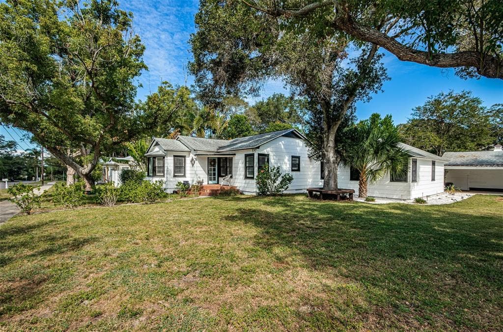 1452 FOREST ROAD CLEARWATER, FL 33755