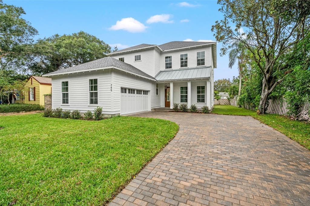 745 39TH AVENUE N ST PETERSBURG, FL 33703