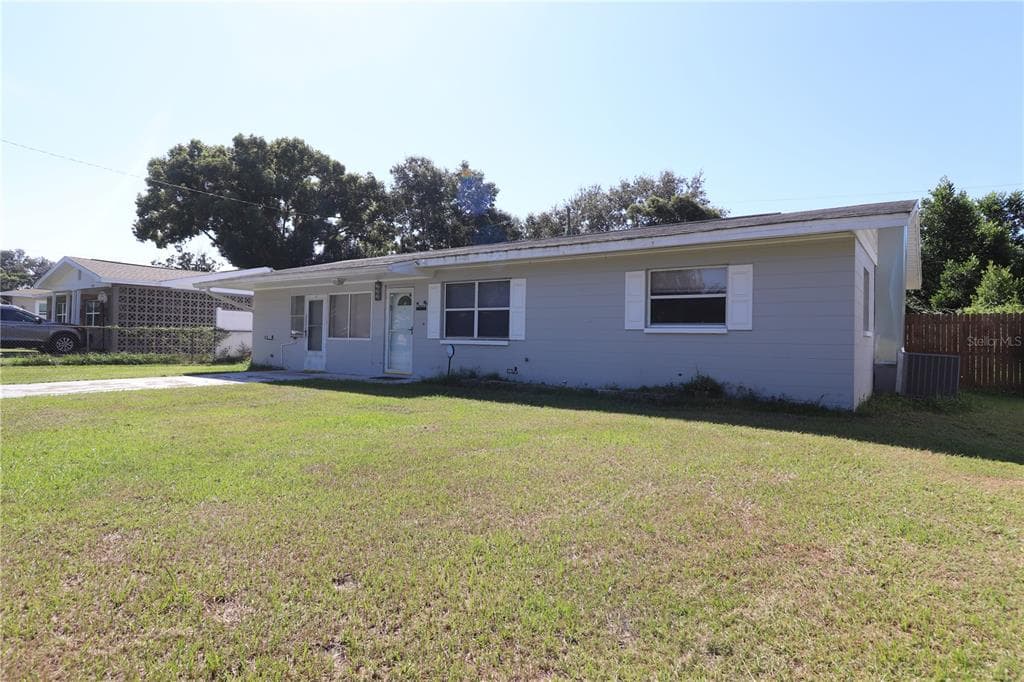 39152 HEIGHTS AVENUE ZEPHYRHILLS, FL 33542