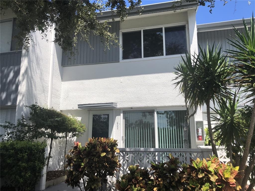 14800 WALSINGHAM RD UNIT 403 LARGO, FL 33774