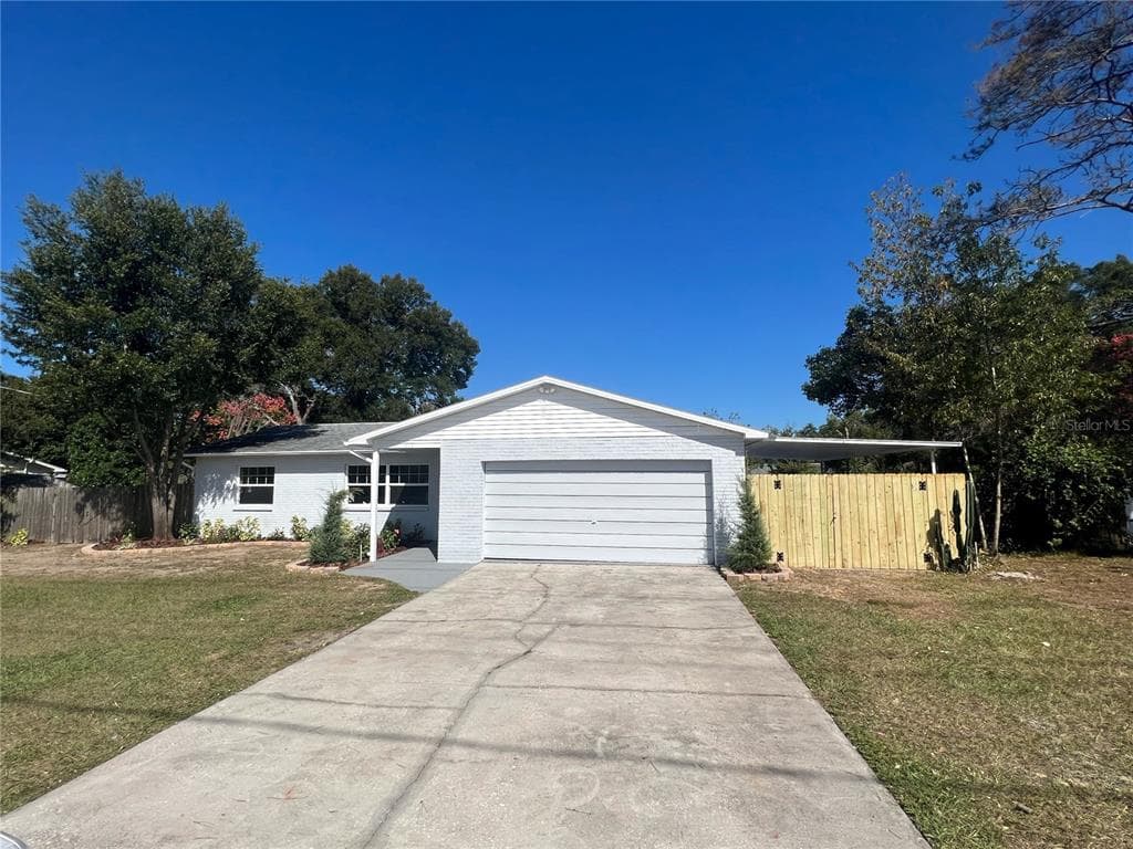 612 E WHEELER ROAD SEFFNER, FL 33584