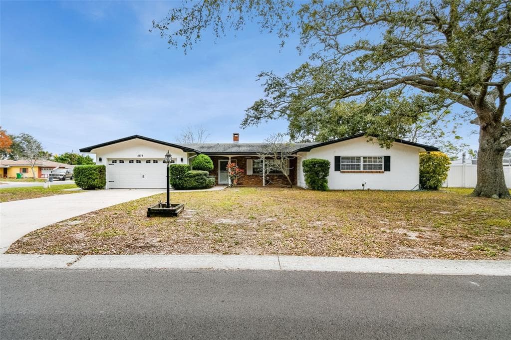 5579 TANGELO ROAD SEMINOLE, FL 33772