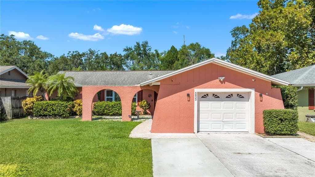 6833 CIRCLECREEK DRIVE