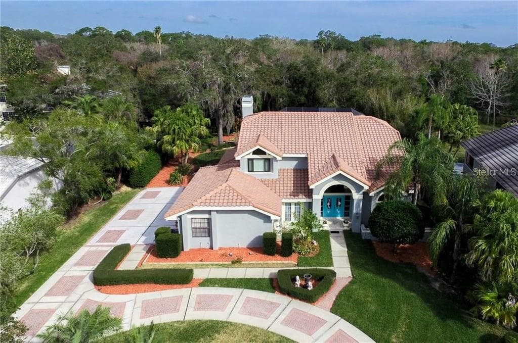 1611 HAMPTON COURT SAFETY HARBOR, FL 34695