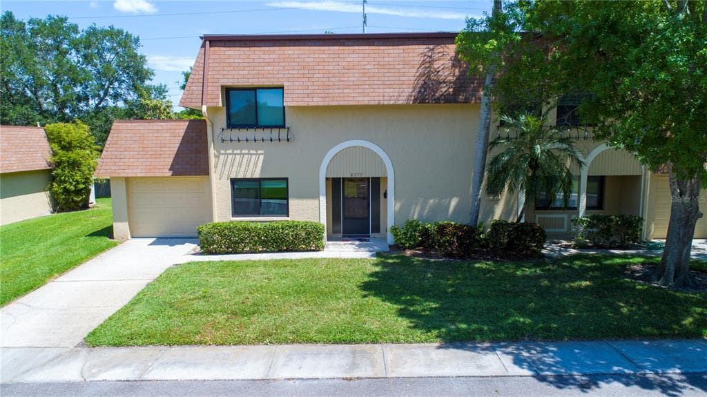 8377 17TH STREET N UNIT 18A ST PETERSBURG, FL 33702