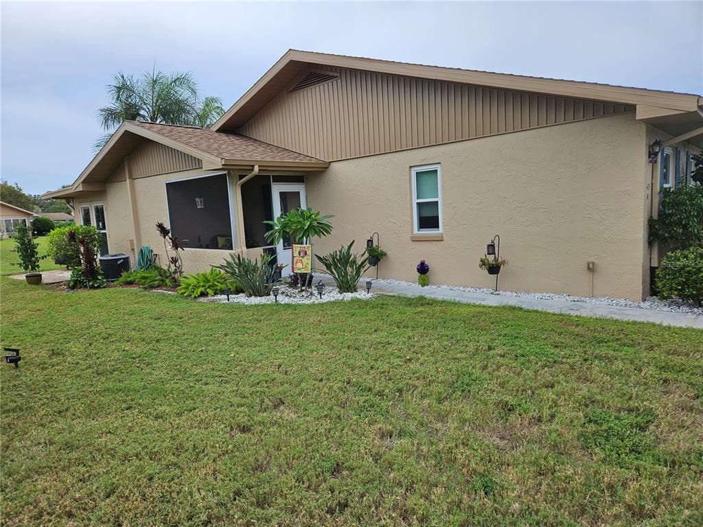 405 FELTHAM TRAIL UNIT A SUN CITY CENTER, FL 33573