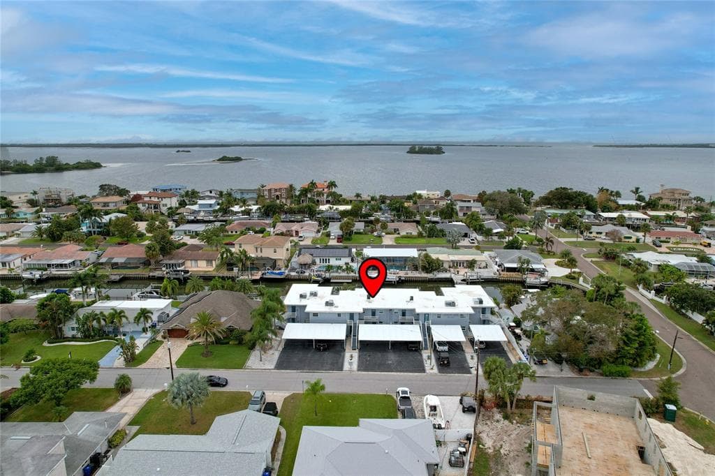 2186 EDYTHE DRIVE UNIT 8 DUNEDIN, FL 34698