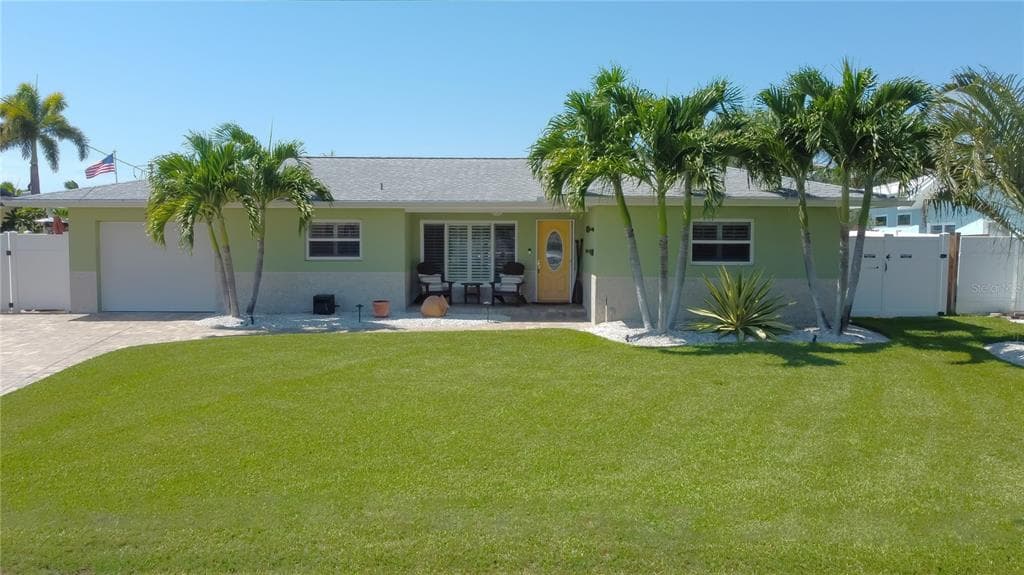2236 LAGOON DRIVE DUNEDIN, FL 34698