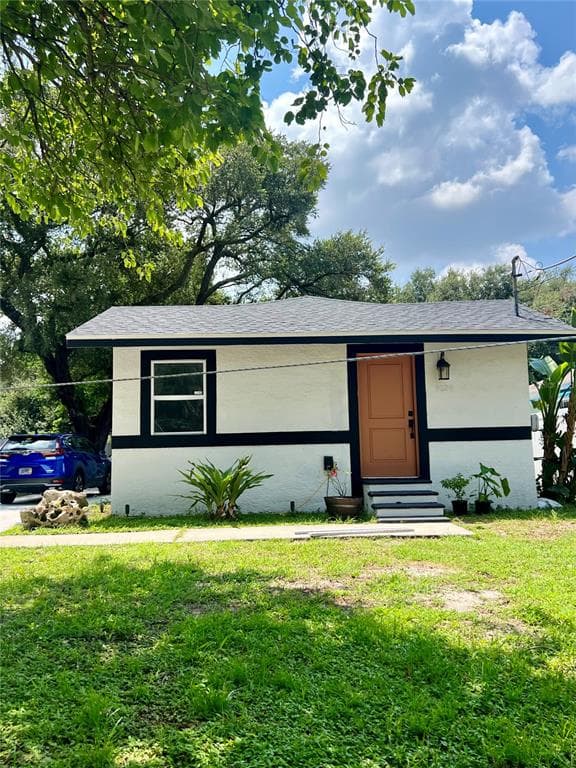3024 W COMANCHE AVENUE TAMPA, FL 33614