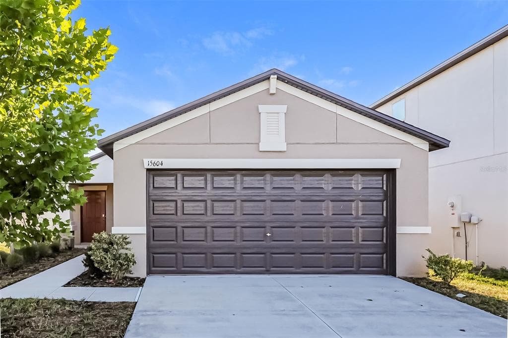 15604 GREENLEAF BAY STREET SUN CITY CENTER, FL 33573