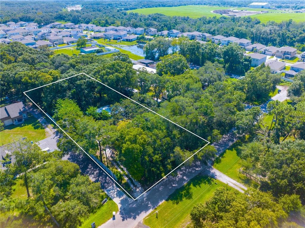 11009 SEAN ROAD TAMPA, FL 33625