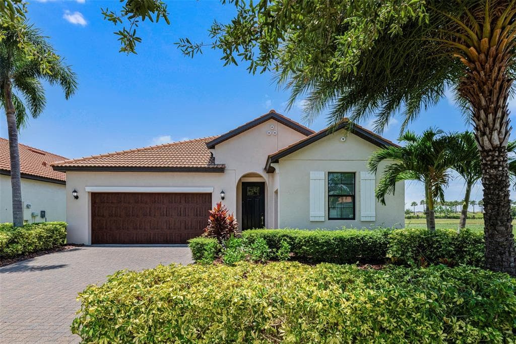 17216 SPARROW CASE STREET WIMAUMA, FL 33598