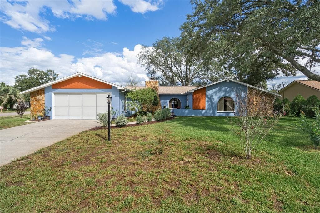 3088 FISHER AVENUE SPRING HILL, FL 34609