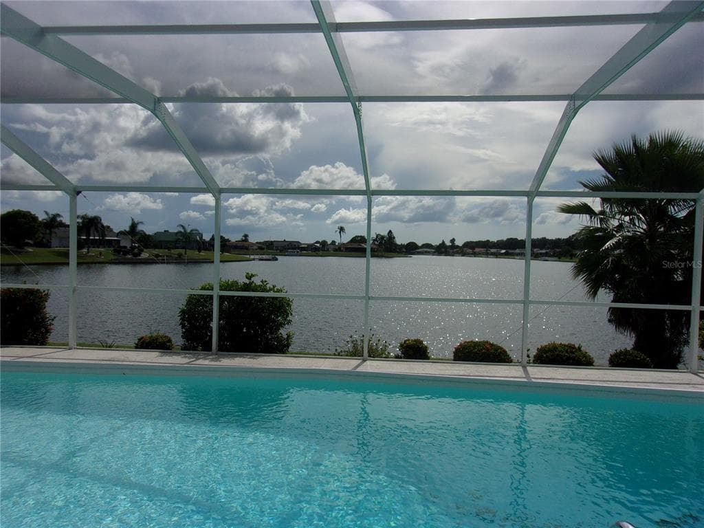205 S PEBBLE BEACH BOULEVARD SUN CITY CENTER, FL 33573