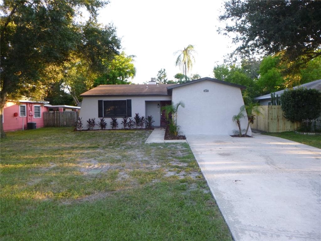 1673 LAURA STREET CLEARWATER, FL 33755