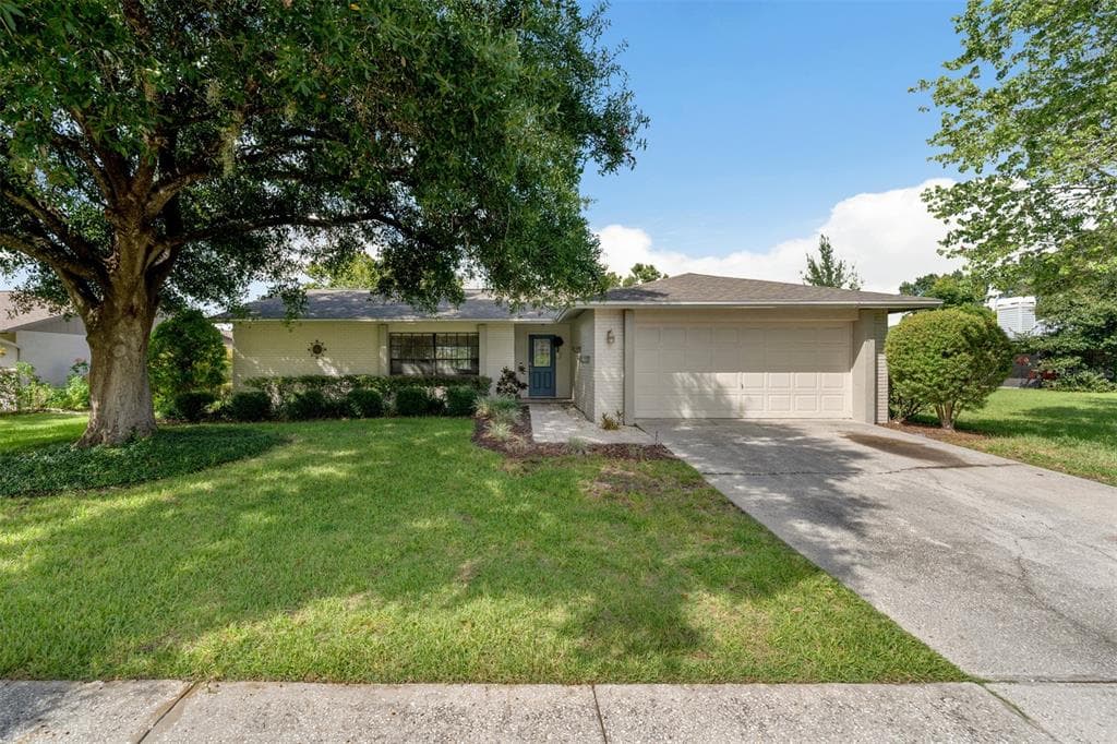 3921 DUNAIRE DRIVE VALRICO, FL 33596