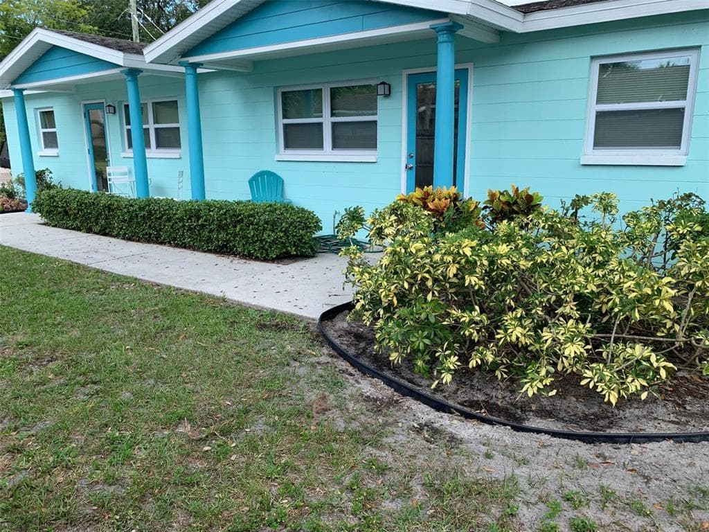 3204 W TACON STREET UNIT B TAMPA, FL 33629