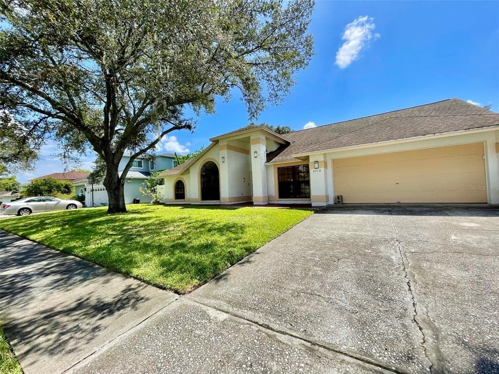 4710 CRESSON COURT TAMPA, FL 33624
