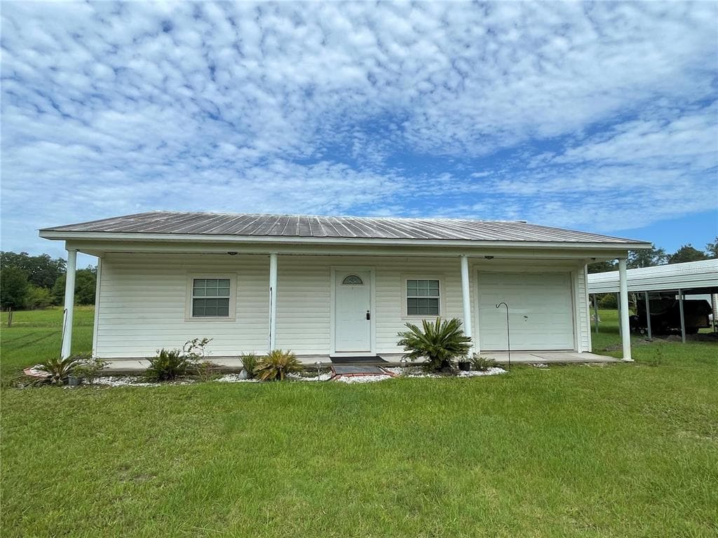 17243 PALAMINO LAKE DRIVE DADE CITY, FL 33523