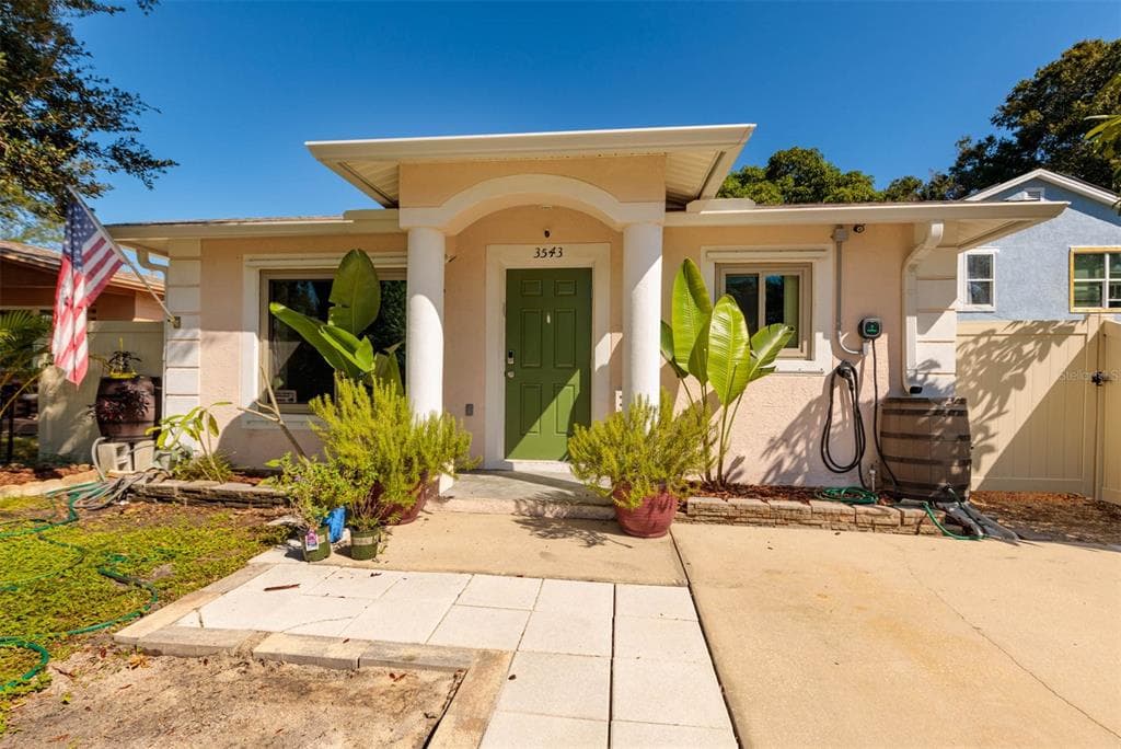 3543 4TH AVENUE S ST PETERSBURG, FL 33711