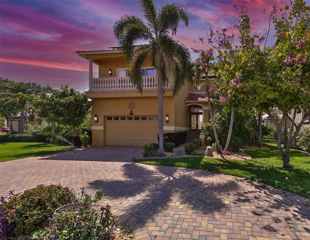 1011 SONATA LANE APOLLO BEACH, FL 33572