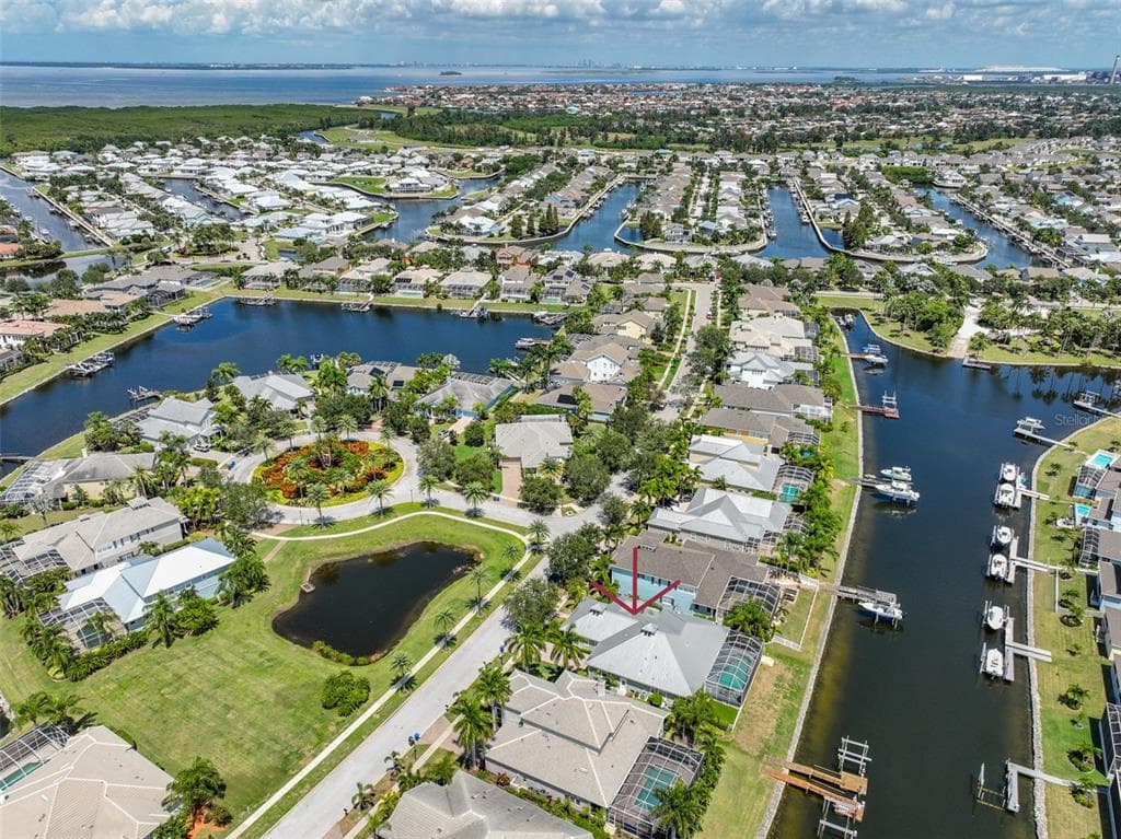 5423 MERRITT ISLAND DRIVE APOLLO BEACH, FL 33572