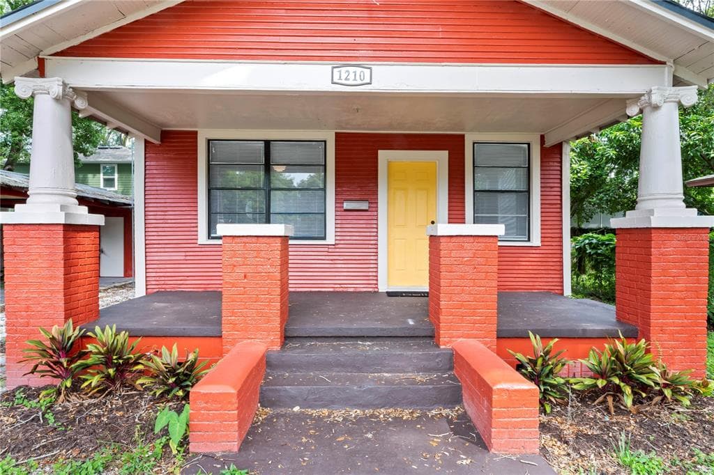 1210 E 24TH AVENUE TAMPA, FL 33605