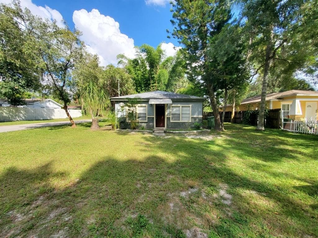 7813 N 14TH STREET TAMPA, FL 33604